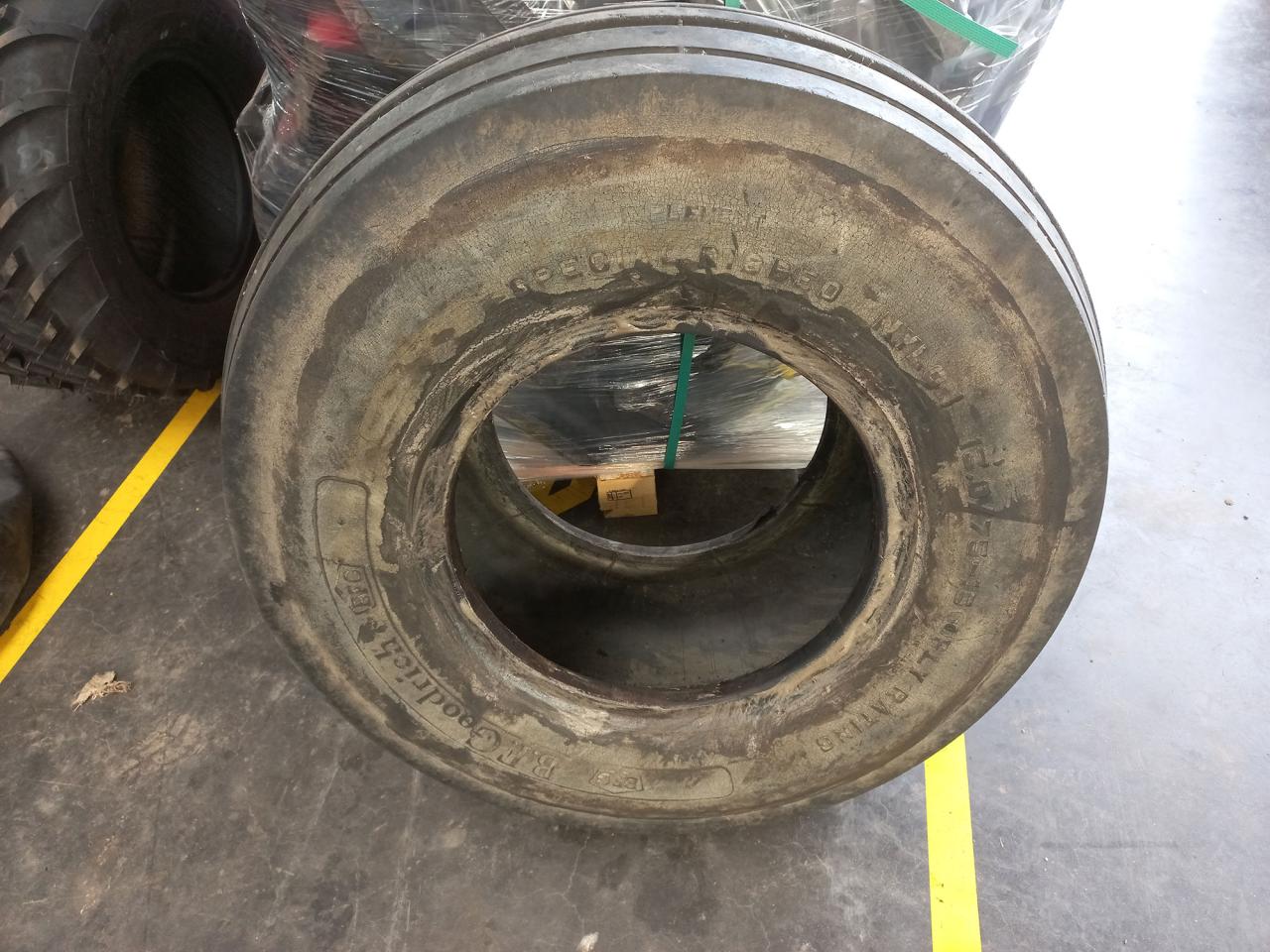 BF Goodrich 13.0/75-16