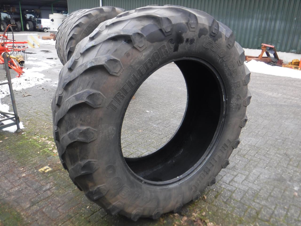 Trelleborg TM 800 650/65R42