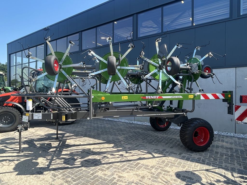 Fendt Lotus 1020T